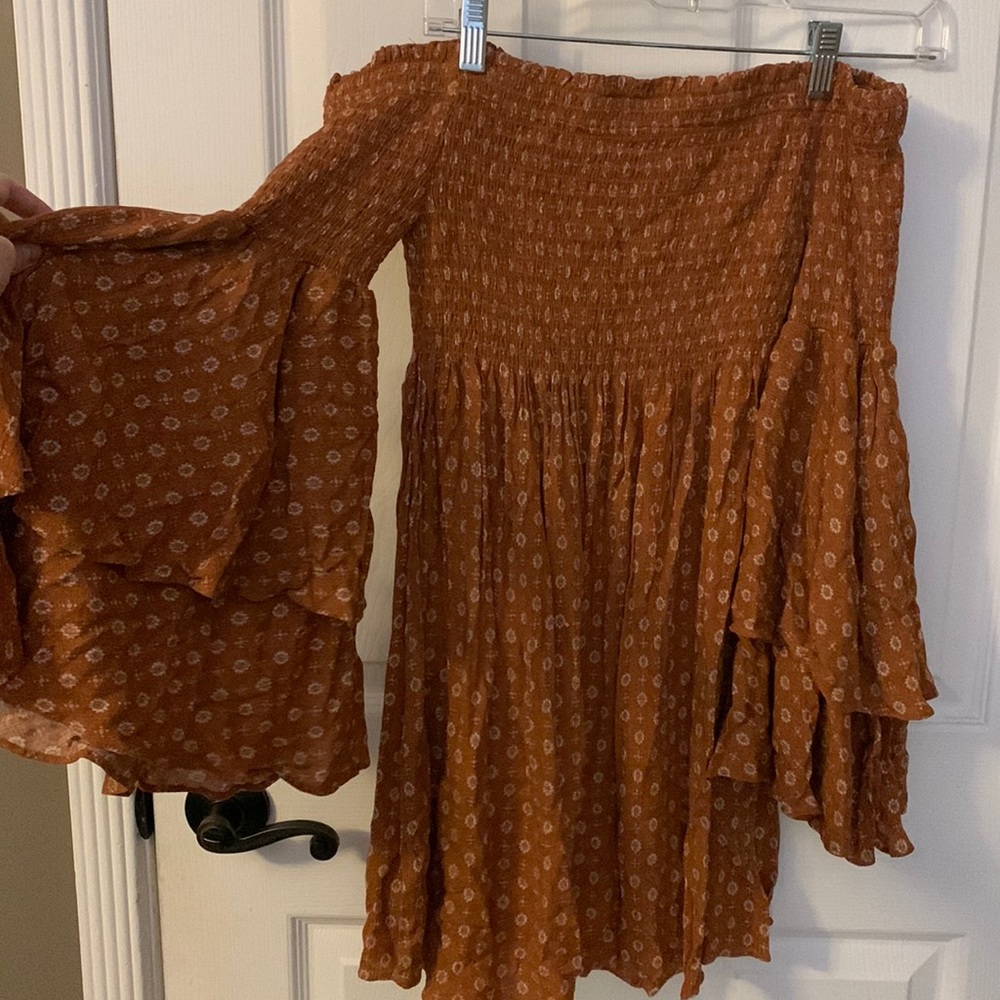 Off shoulder bell sleeve dress